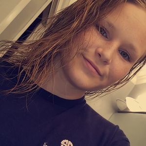 Meet your Posher, Candi